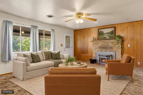 Living - 4830 Somerset Loop, Placerville, CA 95667 photo 5 of 5