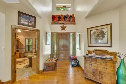 Entry Way - 23303 E Buena Vista Rd, Clements, CA 95227 photo 3 of 5