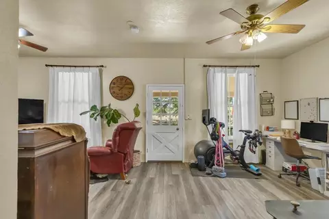 Entry Way - 23303 E Buena Vista Rd, Clements, CA 95227 photo 5 of 5