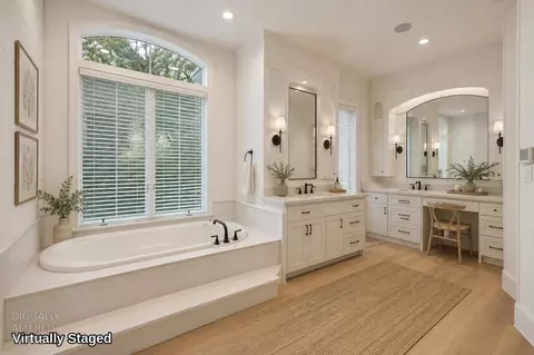 Bath - 12750 E Live Oak Rd, Lodi, CA 95240 photo 1 of 8