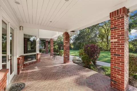 Exterior - 12750 E Live Oak Rd, Lodi, CA 95240 photo 6 of 14