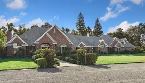 Exterior - 12750 E Live Oak Rd, Lodi, CA 95240 photo 3 of 14