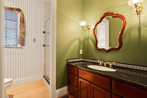 Bath - 12750 E Live Oak Rd, Lodi, CA 95240 photo 6 of 8