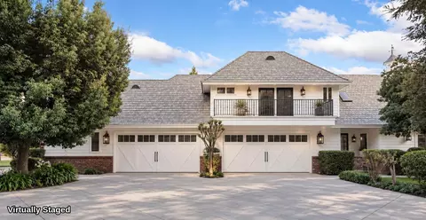 Exterior - 12750 E Live Oak Rd, Lodi, CA 95240 photo 1 of 14