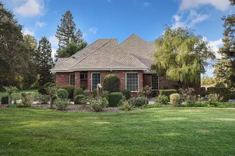Exterior - 12750 E Live Oak Rd, Lodi, CA 95240 photo 9 of 14