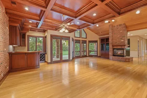 Living - 12750 E Live Oak Rd, Lodi, CA 95240 photo 4 of 8