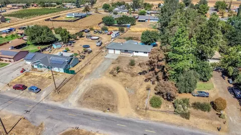 View/Area - 18807 Smithwood Dr, Madera, CA 93638 photo 4 of 11