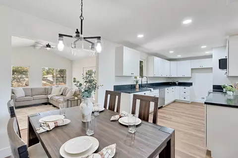 Dining - 18807 Smithwood Dr, Madera, CA 93638 photo 1 of 2