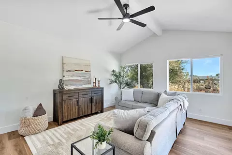 Living - 18807 Smithwood Dr, Madera, CA 93638 photo 6 of 7