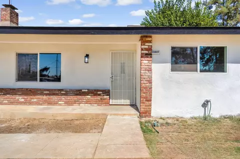 Exterior - 18807 Smithwood Dr, Madera, CA 93638 photo 4 of 9