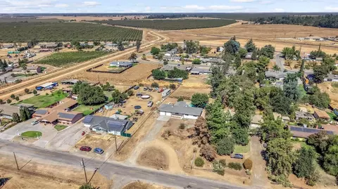 View/Area - 18807 Smithwood Dr, Madera, CA 93638 photo 3 of 11