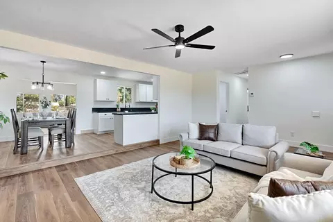 Living - 18807 Smithwood Dr, Madera, CA 93638 photo 4 of 7