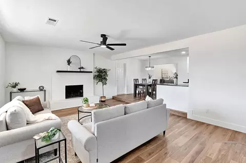 Living - 18807 Smithwood Dr, Madera, CA 93638 photo 1 of 7