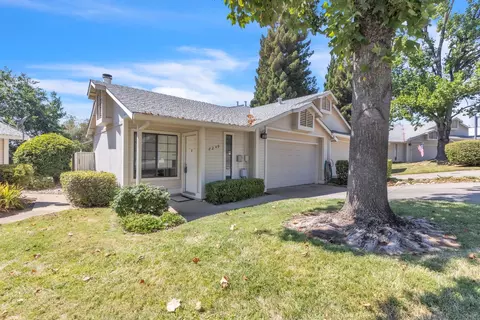 2249 Country Villa Ct, Auburn, CA 95603