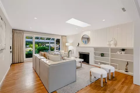 361 Ross Way, Sacramento, CA 95864