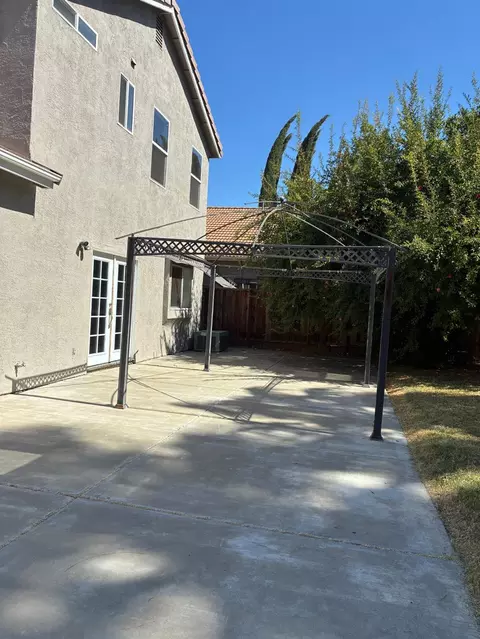 Exterior - 1460 Portsmouth, Gustine, CA 95322 photo 11 of 13
