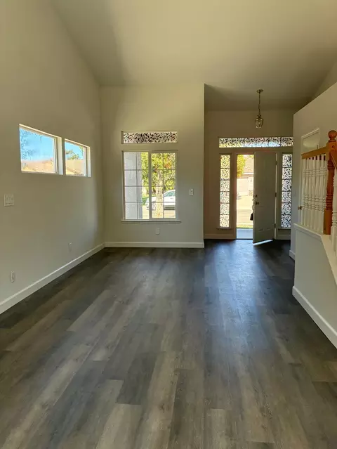 Living - 1460 Portsmouth, Gustine, CA 95322 photo 2 of 3