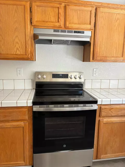 Kitchen - 1460 Portsmouth, Gustine, CA 95322 photo 1 of 1