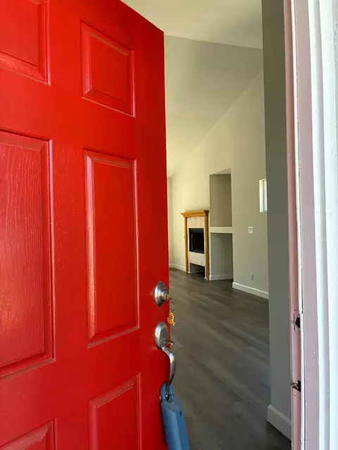 Entry Way - 1460 Portsmouth, Gustine, CA 95322 photo 1 of 5