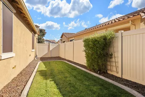 Exterior - 1391 Mill Run Ct, Manteca, CA 95336 photo 6 of 15