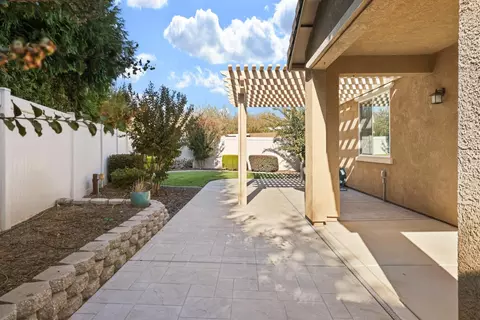 Exterior - 1391 Mill Run Ct, Manteca, CA 95336 photo 5 of 15