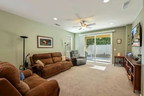 Living - 1391 Mill Run Ct, Manteca, CA 95336 photo 1 of 2