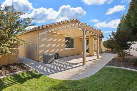 Exterior - 1391 Mill Run Ct, Manteca, CA 95336 photo 2 of 15
