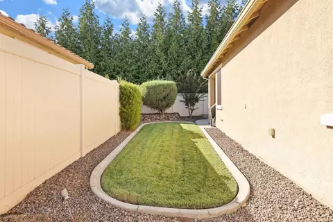 Exterior - 1391 Mill Run Ct, Manteca, CA 95336 photo 4 of 15