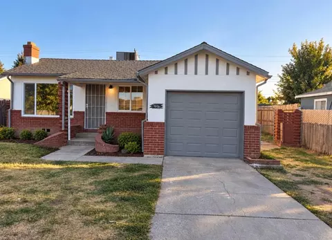3690 Mcclellan Dr, North Highlands, CA 95660