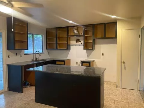 Kitchen - 6609 Gingerloop Ct, Sacramento, CA 95842 photo 2 of 2