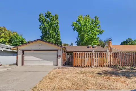 2767 Londonderry Dr, Sacramento, CA 95827