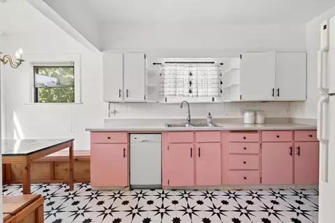 Kitchen - 616 Myrtle Ave, Placerville, CA 95667 photo 3 of 8