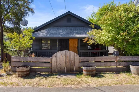 Exterior - 616 Myrtle Ave, Placerville, CA 95667 photo 3 of 21