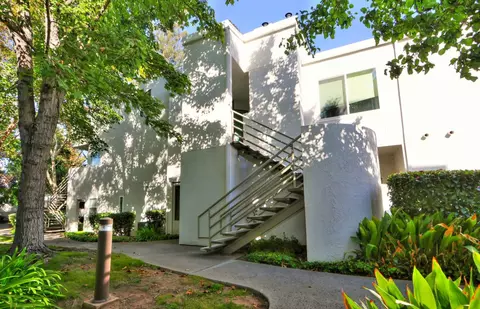 2511 Fulton Square Ln #15, Sacramento, CA 95821