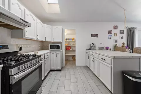 Kitchen - 916 Elm St, Hanford, CA 93230 photo 2 of 3