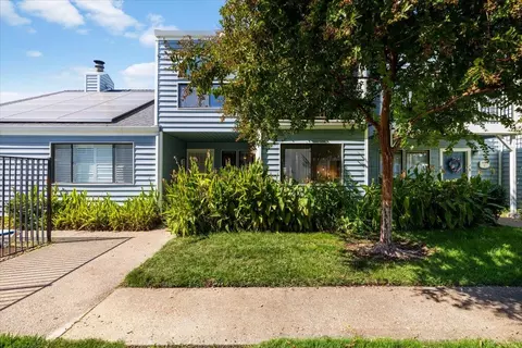 5945 Main Ave #D, Orangevale, CA 95662
