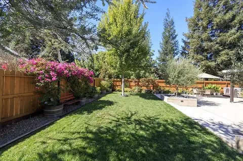 Exterior - 2365 Triumph Ct, Turlock, CA 95380 photo 22 of 25