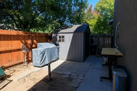 Exterior - 2365 Triumph Ct, Turlock, CA 95380 photo 16 of 25