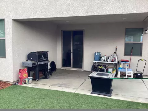 Exterior - 5676 Freestone Dr, Linda, CA 95901 photo 4 of 5
