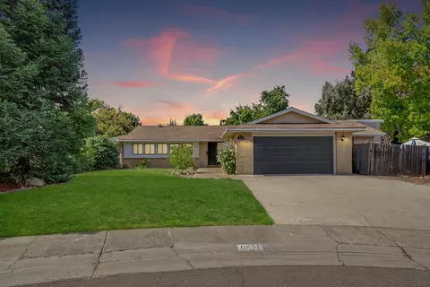 6851 Albury St, Citrus Heights, CA 95621