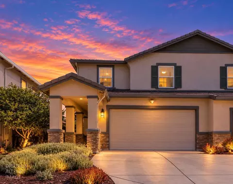 8769 Donson Way, Elk Grove, CA 95758