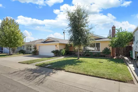 Exterior - 932 Sylvia Dr, Lodi, CA 95240 photo 2 of 12