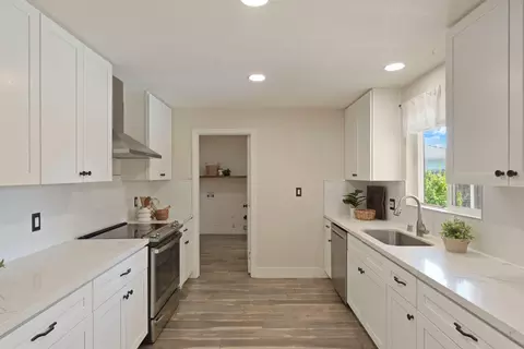 Kitchen - 932 Sylvia Dr, Lodi, CA 95240 photo 1 of 4