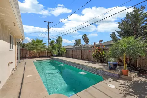 Exterior - 932 Sylvia Dr, Lodi, CA 95240 photo 5 of 12