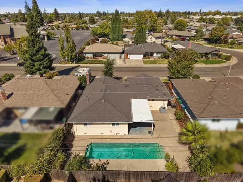 View/Area - 932 Sylvia Dr, Lodi, CA 95240 photo 8 of 9