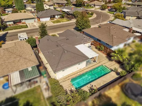 View/Area - 932 Sylvia Dr, Lodi, CA 95240 photo 7 of 9