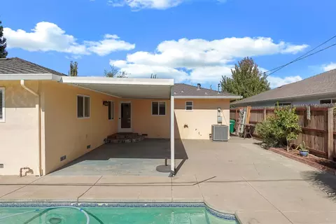 Exterior - 932 Sylvia Dr, Lodi, CA 95240 photo 12 of 12