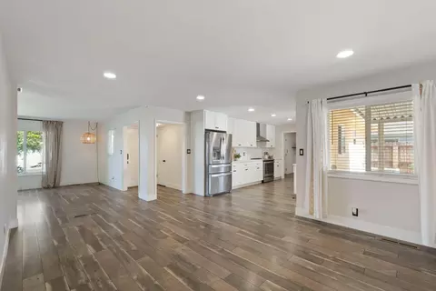 Living - 932 Sylvia Dr, Lodi, CA 95240 photo 6 of 8