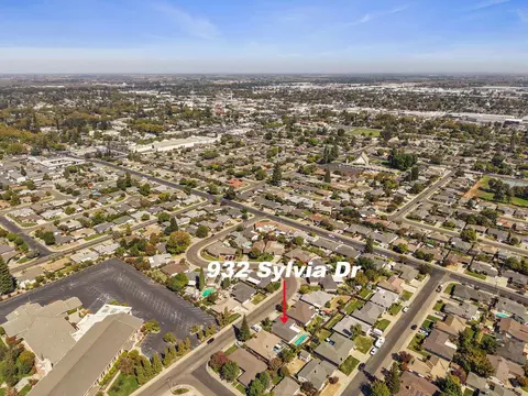 View/Area - 932 Sylvia Dr, Lodi, CA 95240 photo 4 of 9