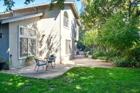 Exterior - 1164 Hidden Mdw, Manteca, CA 95337 photo 8 of 12
